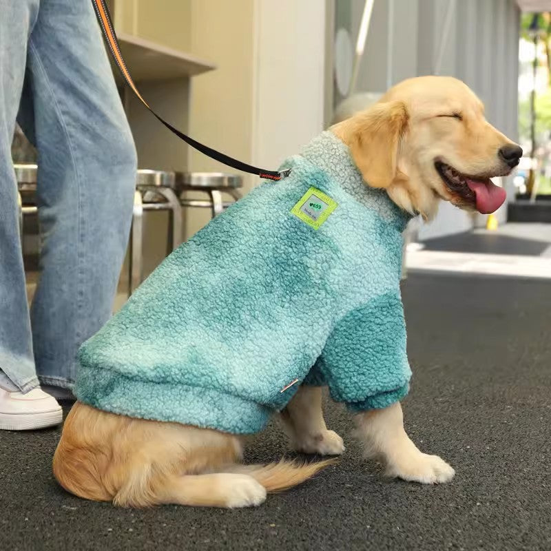 Comfortable and warm sweater for large dogs