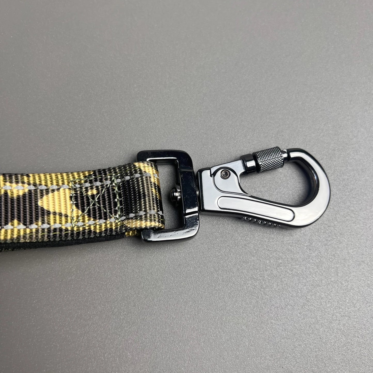 Reflective Dog Harness Leash Set Waterproof Oxford Cloth Army Green Adjustable Vest-Style Dog Collar Convenient Travel